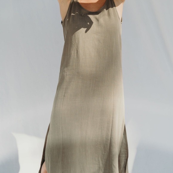 CJLA Parson Dress - Picture 2 of 3